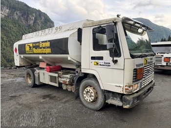 Tovornjak cisterna VOLVO FL7