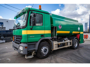 Tovornjak cisterna MERCEDES-BENZ Actros 1832