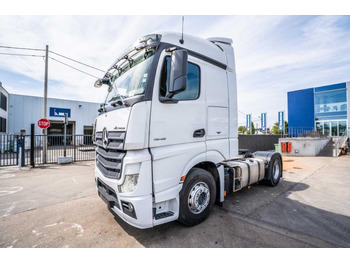 Vlačilec MERCEDES-BENZ Actros 1845