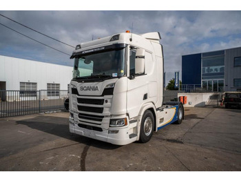 Vlačilec SCANIA R 450