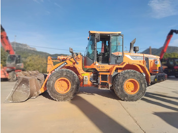 Kolesni nakladalec DOOSAN DL250