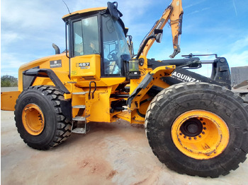Kolesni nakladalec JCB 457