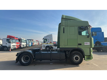 Vlačilec DAF XF 95.430 (EURO 2 / MANUAL PUMP / POMPE MANUELLE / BOITE MANUELLE): slika 2