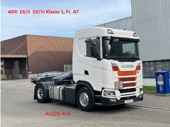 Vlačilec SCANIA S 450