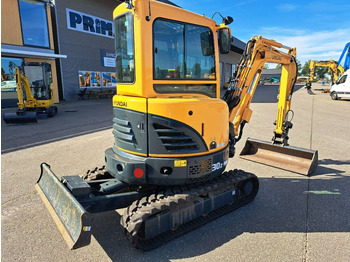 Mini bager Hyundai R30 Z-9AK: slika 4