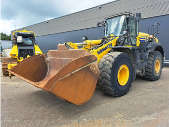 Kolesni nakladalec KOMATSU WA475
