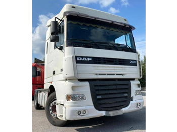 Vlačilec DAF XF 95