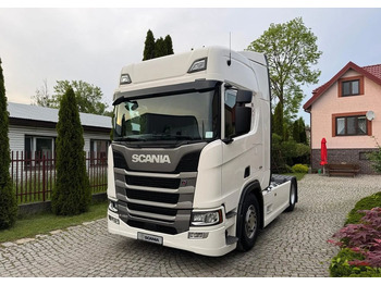 Vlačilec SCANIA R 450