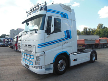 Vlačilec VOLVO FH13 500