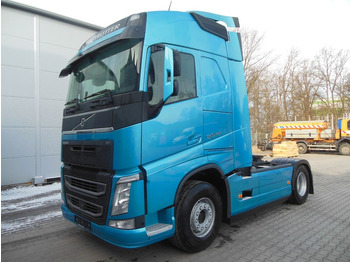 Vlačilec VOLVO FH13 540