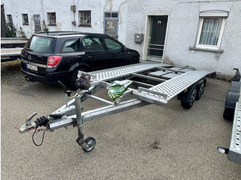 Prikolica avtotransporter