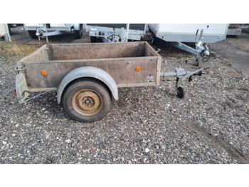 Avtomobilska prikolica