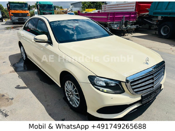 Limuzina MERCEDES-BENZ