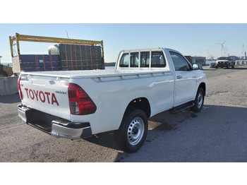 Poltovornjak Toyota Hilux / Revo Pick-up single Cab pack security 2.4L Turbo Diesel Manual: slika 3