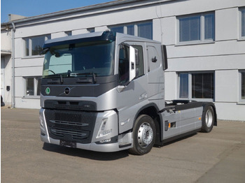Tovornjak avtotransporter VOLVO FM13 460
