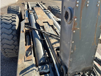Abrol/ Samonakladalec prikolica Volvo A25C Lastväxlarvagn: slika 2