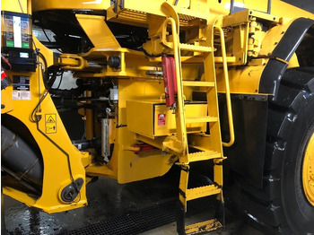 Kolesni nakladalec Volvo L 350 F Dismantled for parts: slika 4