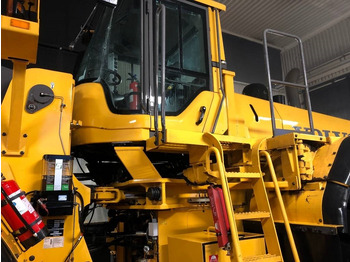 Kolesni nakladalec Volvo L 350 F Dismantled for parts: slika 5