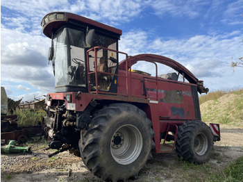 Kombajn za krmo Case 7400 - kombajn na części: slika 2