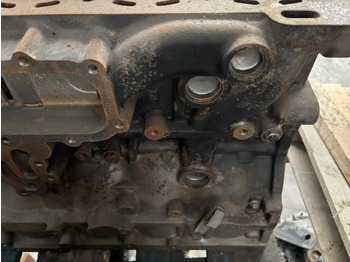 Blok cilindra CATERPILLAR