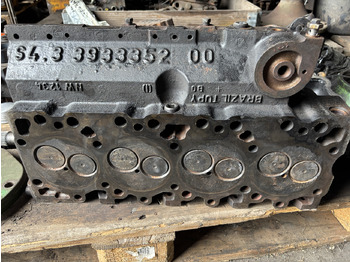 Glava motorja CUMMINS