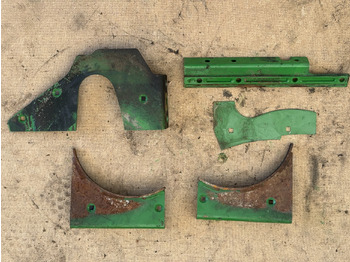 Karoserija in zunanjost JOHN DEERE