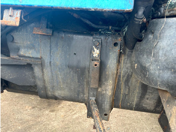 Traktor Valtra 8150 8150-4 - cała na części: slika 2