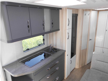 Počitniška prikolica HOBBY DE LUXE 545 KMF