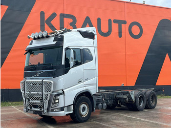Tovornjak-šasija VOLVO FH 750