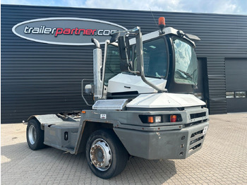 Terminalski traktor TERBERG