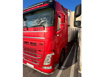 Vlačilec VOLVO FH 500