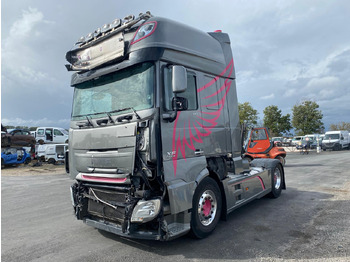 Vlačilec DAF XF 510