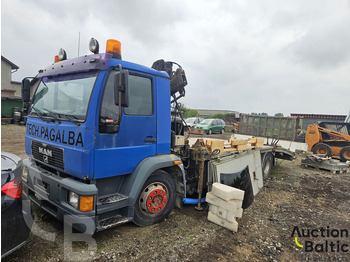 Vlečno vozilo MAN 14.224