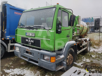Vakuumski tovornjak MAN 15.163