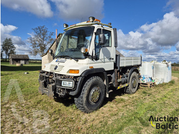 Tovornjak prekucnik UNIMOG U400