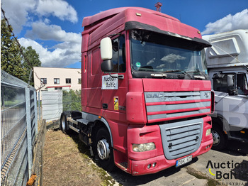 Vlačilec DAF XF 105 460