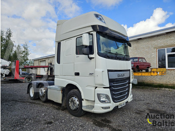 Vlačilec DAF XF 460