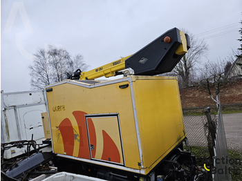 Dvižna ploščad montirana na tovornjak