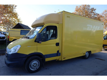 Dostavno vozilo z zabojnikom IVECO Daily