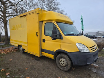 Dostavno vozilo z zabojnikom IVECO Daily