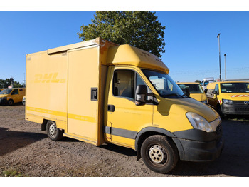 Dostavno vozilo z zabojnikom IVECO Daily