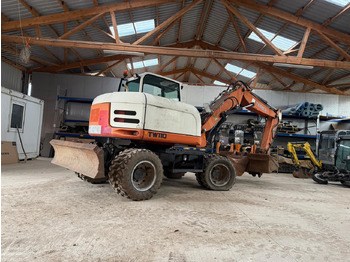 Bager na kolesih TEREX