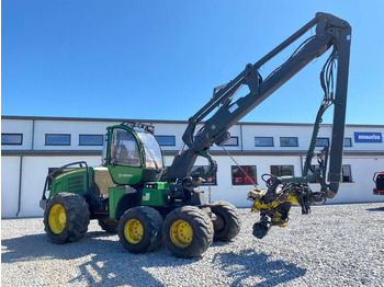 Gozdarski kombajn JOHN DEERE
