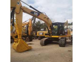 Bager goseničar CATERPILLAR 320D2: slika 2