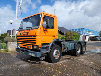 Vlačilec SCANIA P113