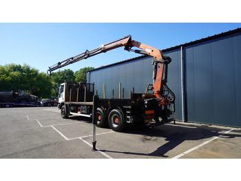Tovornjak z dvigalom Iveco EUROTRAKKER CURSOR 350 6X4 FLATBED WITH PALFINGER PK 20002 CRANE: slika 3