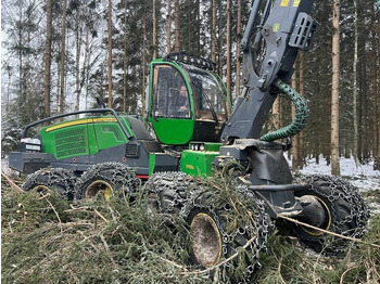 Gozdarski kombajn JOHN DEERE