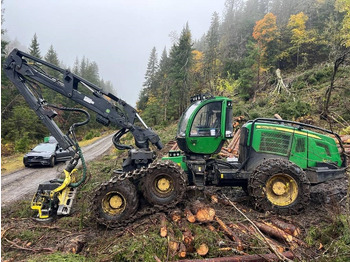 Gozdarski kombajn John Deere 1270 E: slika 5