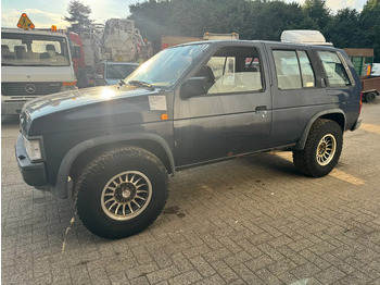 Avtomobil NISSAN