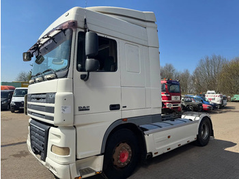 Vlačilec DAF XF 105 460